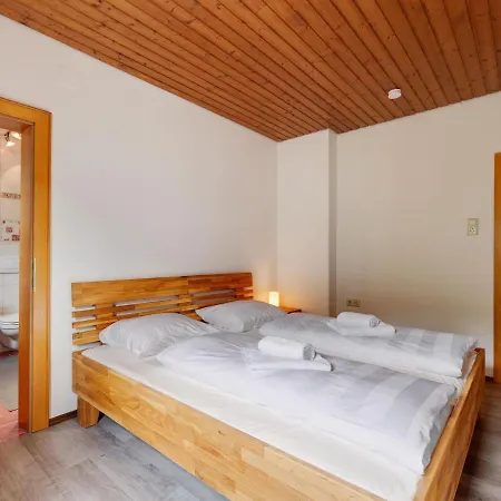 Holiday home Beautiful Country House With Large Garden And Sauna A Short Distance From The Center And Slopes Kotschach-Mauthen
